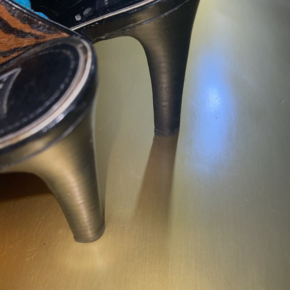 White house black Market - Picture 4 of 12